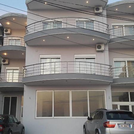 Apartments Villa Juvenito Saranda Zewnętrze zdjęcie